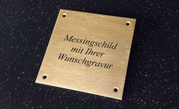 mit Bohrlöcher